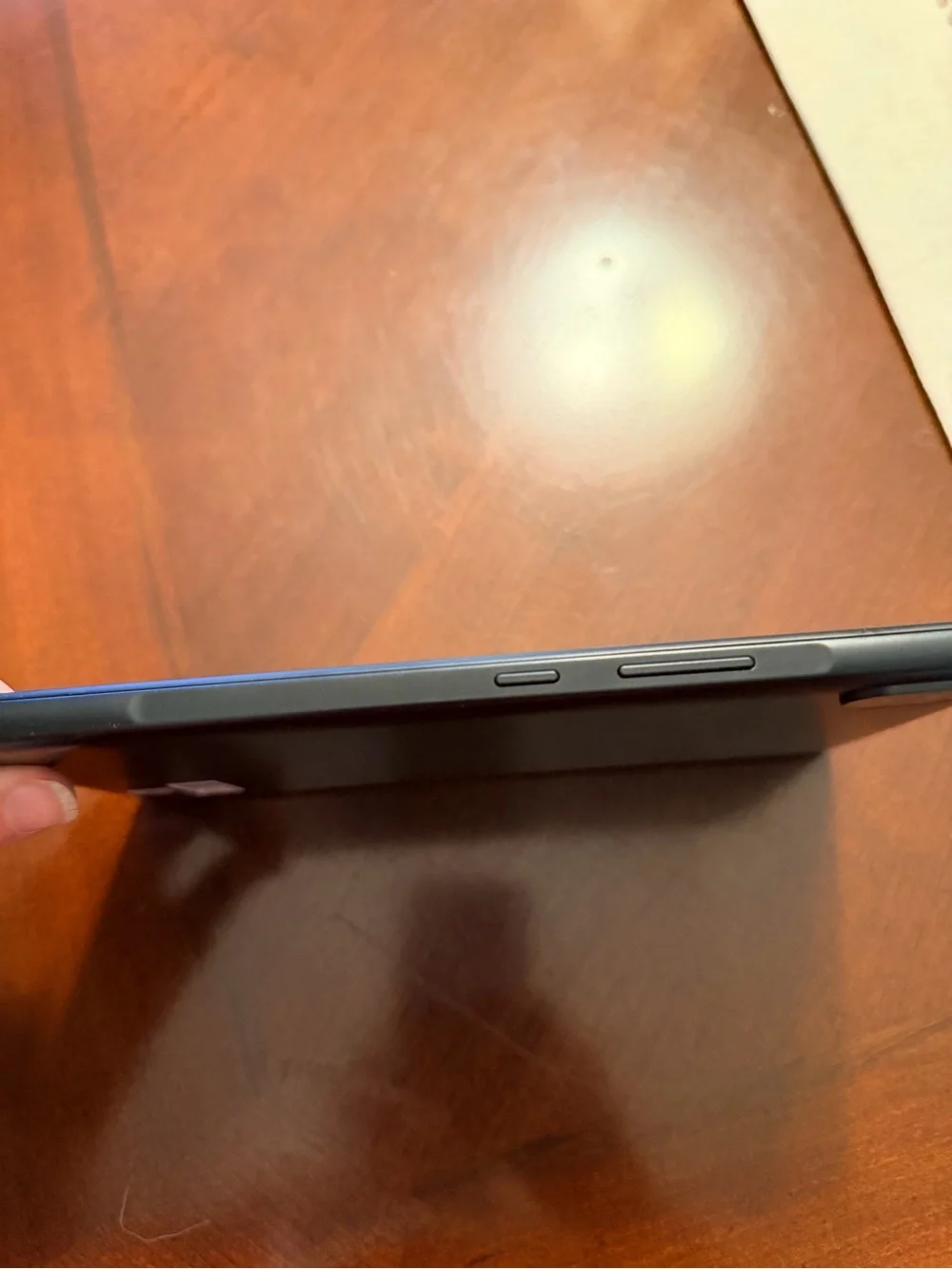Rhino 32GB Android Tablet in Black Global LTE and Cellular Data Connectivity